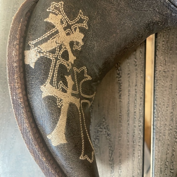 CIRCLE G Brown Leather CROSS Snip Toe COWGIRL Boots 8.5M - Picture 9 of 11